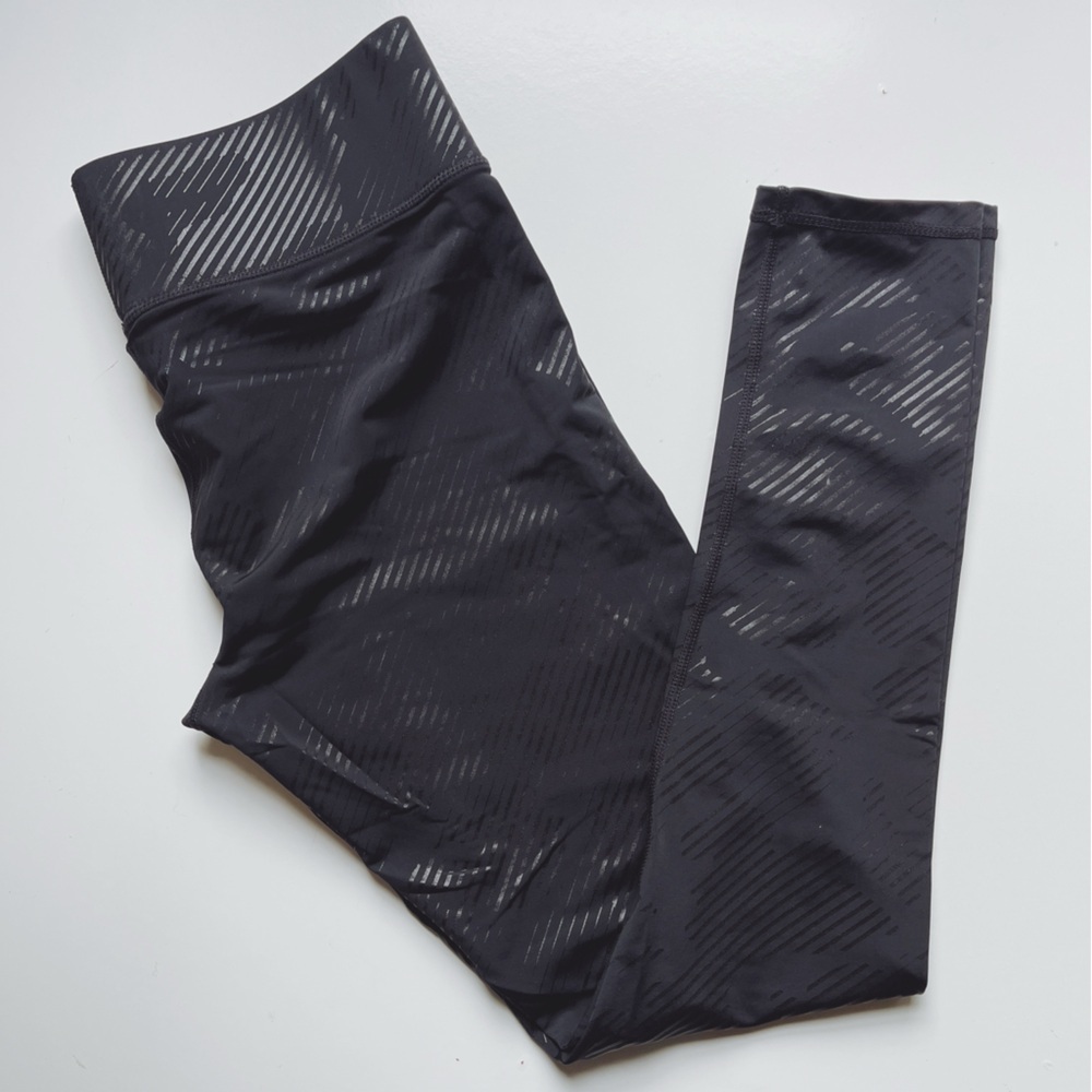 TEREZ Black Patterned Leggings size M